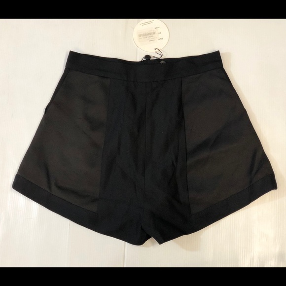 Nasty Gal Cameo Black High-Waisted Short Size M - Picture 9 of 11